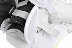 Bauer Vapor Hyperlite2 Senior Goalie Catcher 12 Bauer Vapor Hyperlite2 Senior Goalie Catcher -Hockey Supremacy Deals Store 1061626 BTH23 GOAL STICKS ELITE SR MTOBLACK catalog front a2a37b85 c163 4f5a a5d2 795de70021e9 scaled