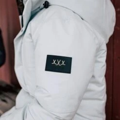 Bauer Ultimate Hooded Parka Women's -Hockey Supremacy Deals Store Women E2 80 99sBauerHockeyUltimateHoodedParka fbc77620 f1fb 4827 ba88 dae6b54a8219